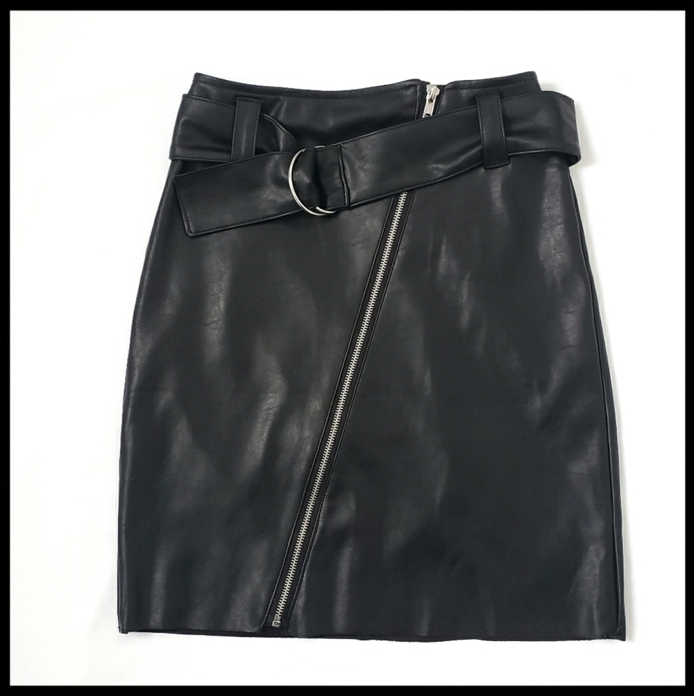 DO+BE Faux Leather Skirt/B3